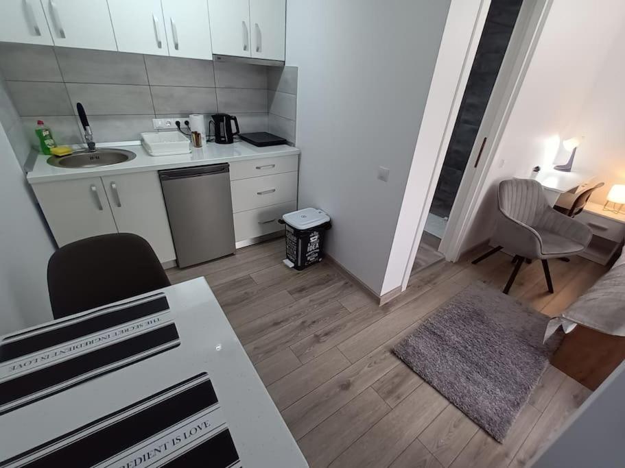 Old Town Studio 2 Apartment Nr 4 Бая-Маре Экстерьер фото
